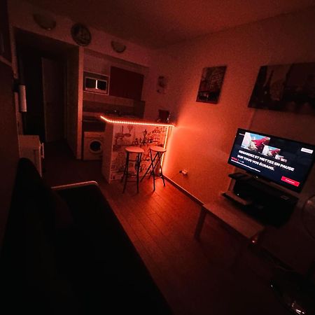 ピュトーラ デファンス スタジオアパートメント エクステリア 写真
